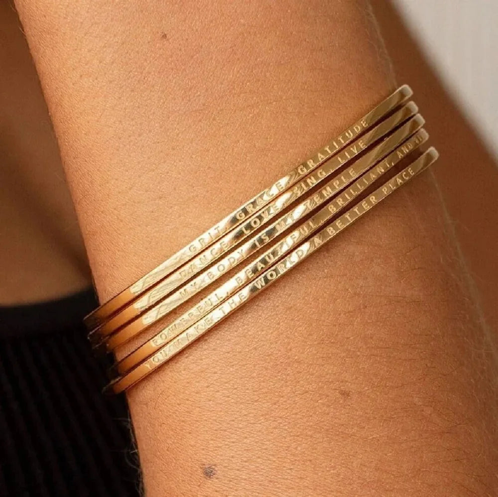 Sipuris Custom Engraved Name Text Cuff Bracelet Stainless Steel Personalized Corrosion Bracelet Jewelry Weddings Gifts Wholesale